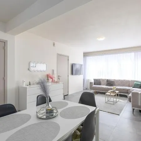 White Bird Apartment