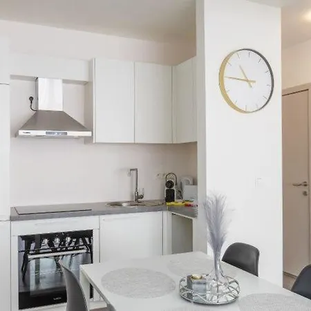 White Bird Apartamento *